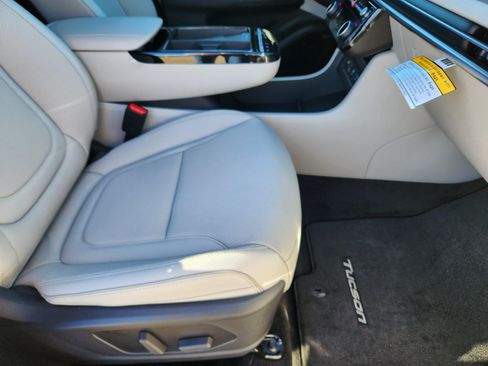 New 2026 Hyundai Tucson Limited AWD/4WD image 16