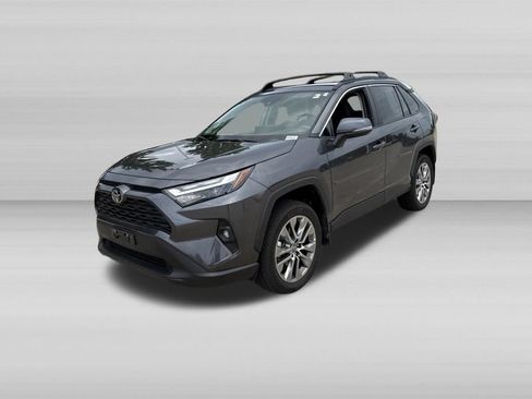 Used 2023 Toyota RAV4 XLE Premium AWD/4WD image 12