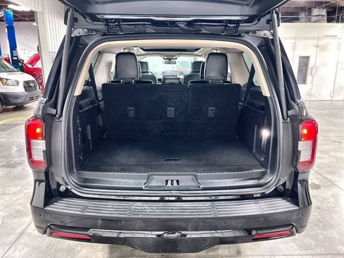 Used 2024 Ford Expedition Max XLT AWD/4WD image 25