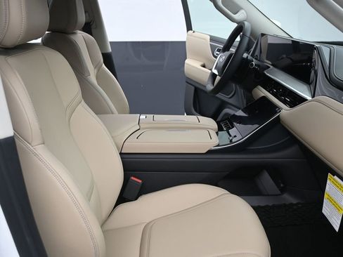 New 2026 INFINITI QX80 Pure w/ Cargo Package image 16