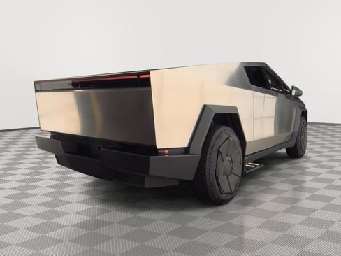 Used 2026 Tesla Cybertruck AWD Crew Cab image 2