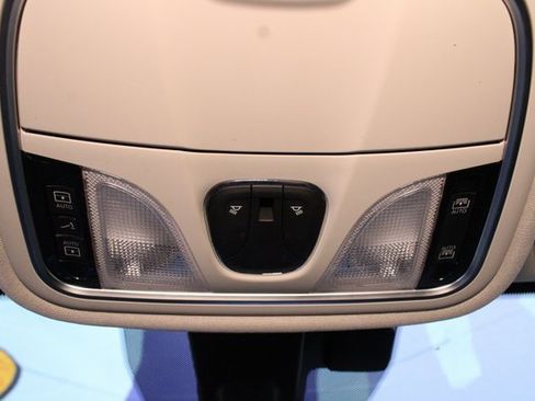 Used 2016 Chrysler 200 C w/ Sun & Sound Group image 26