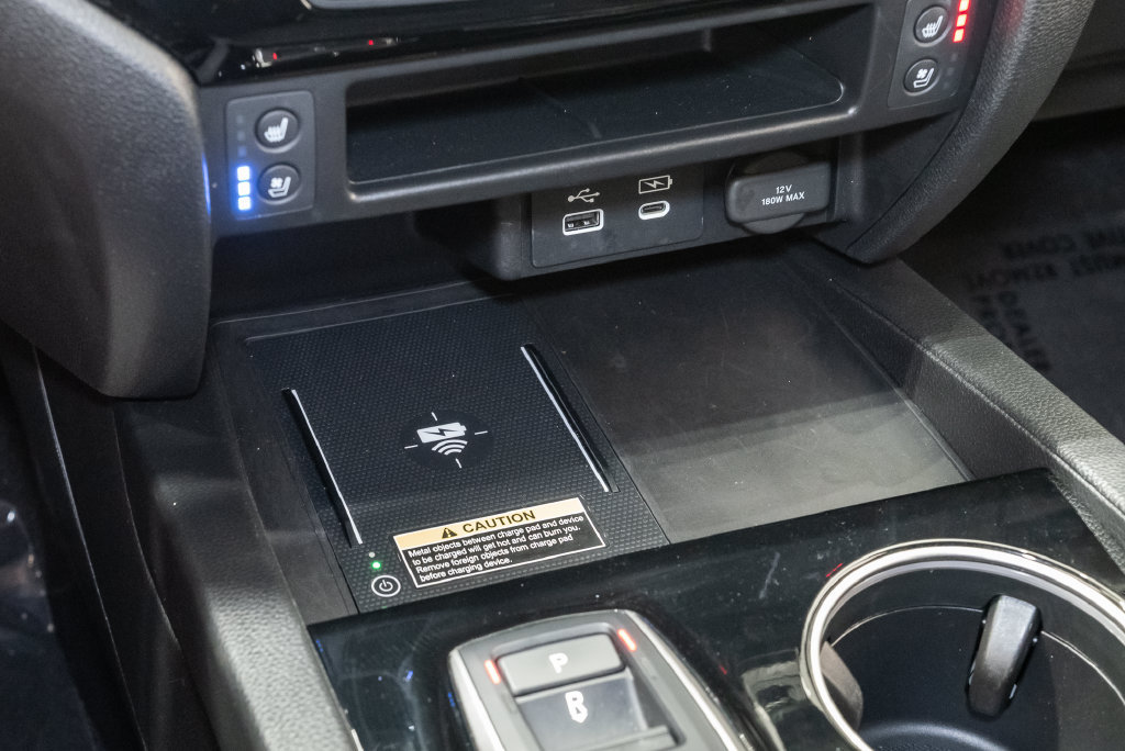 Used 2024 Honda Passport Black Edition image 28