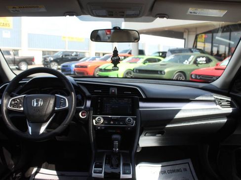 Used 2017 Honda Civic EX-T image 18