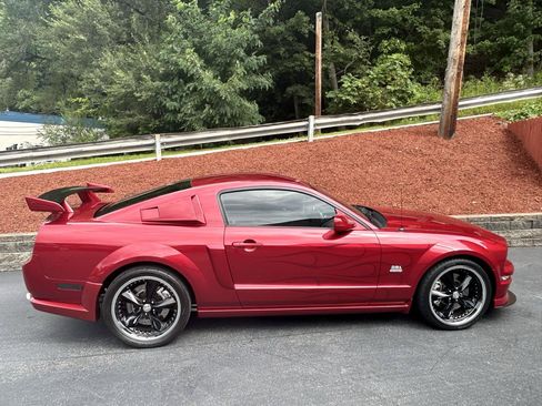 Used 2007 Ford Mustang GT RWD image 7
