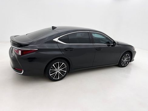 Certified 2023 Lexus ES 300h w/ Premium Package image 10