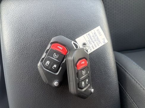 Certified 2025 Jeep Wrangler Unlimited Rubicon 4xe w/ Safety Group image 27