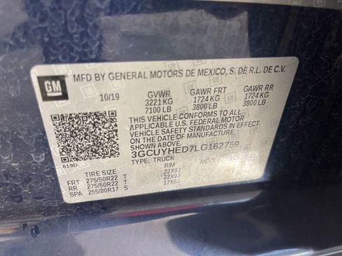 Used 2020 Chevrolet Silverado 1500 High Country w/ Technology Package image 34