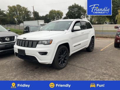 Used 2017 Jeep Grand Cherokee Altitude