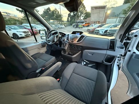 Used 2016 Ford Transit 150 XLT image 14