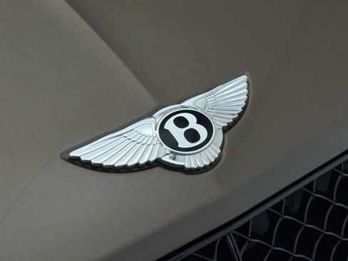 Used 2024 Bentley Continental GT AWD/4WD image 11