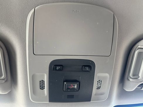 Used 2020 Toyota Camry LE image 16