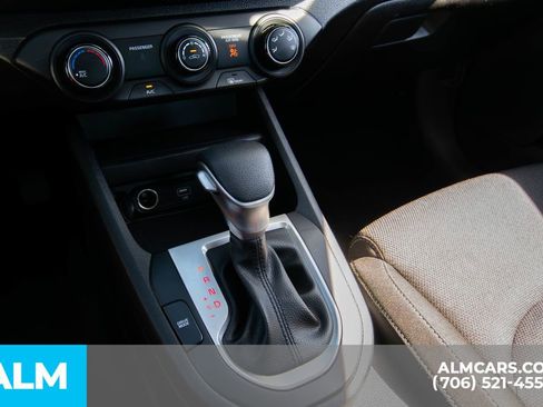 Used 2024 Kia Forte LXS image 22