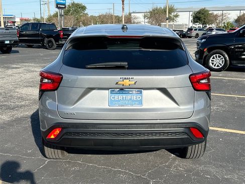 Certified 2024 Chevrolet Trax LS w/ LS Convenience Package image 6