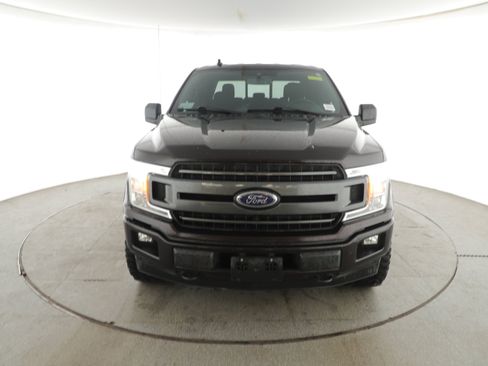 Used 2019 Ford F150 XLT w/ Equipment Group 302A Luxury AWD/4WD image 7