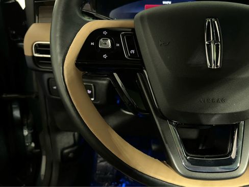 Used 2022 Lincoln Corsair Reserve w/ Elements Package AWD/4WD image 18