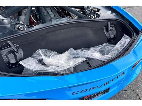 Used 2025 Chevrolet Corvette Stingray Premium Cpe w/ Z51 Performance Package RWD image 10