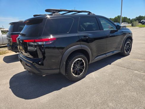 Used 2025 Nissan Pathfinder Rock Creek AWD/4WD image 4