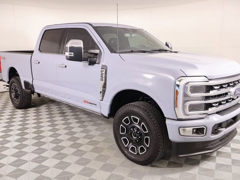 Used 2024 Ford F250 Platinum image 1
