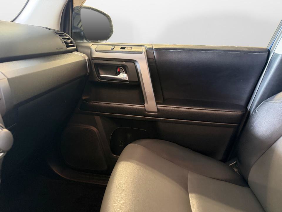 Certified 2019 Toyota 4Runner SR5 Premium AWD/4WD image 35