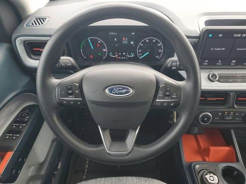 Used 2023 Ford Maverick XLT image 12