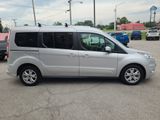 Used 2018 Ford Transit Connect Titanium image 2