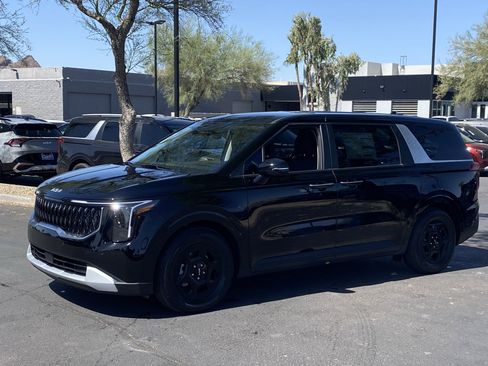New 2026 Kia Carnival image 6