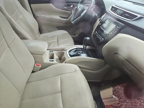 Used 2016 Nissan Rogue SL w/ SL Premium Package image 6