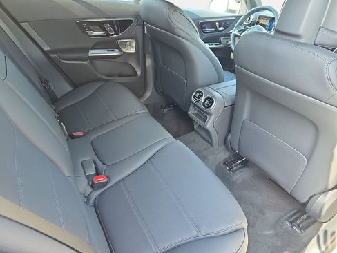 New 2026 Mercedes-Benz GLC 300 4MATIC image 11
