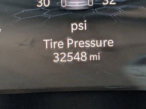 Used 2022 Jeep Compass Limited w/ Sun and Sound Group image 28