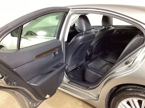 Used 2015 Lexus ES 350 w/ Luxury Package FWD image 22