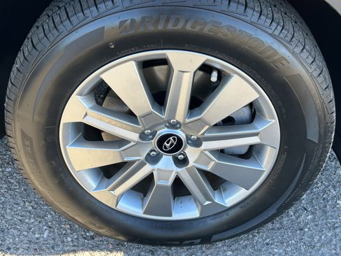 Used 2023 Hyundai Palisade SEL image 8