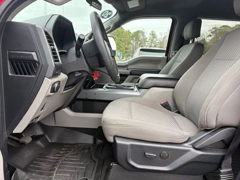 Used 2020 Ford F250 XLT w/ XLT Premium Package image 9