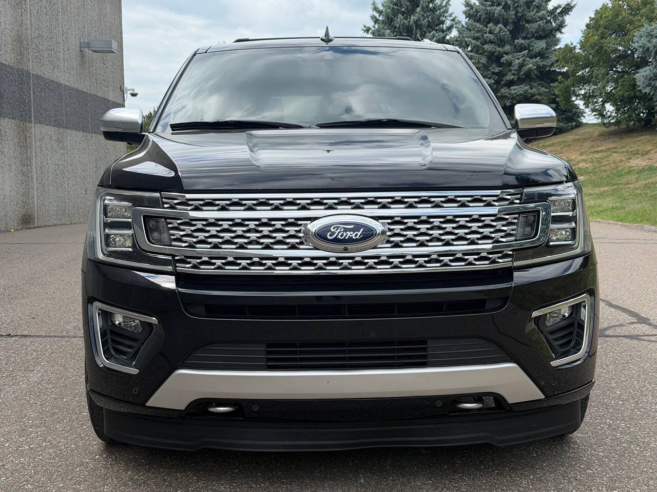 Used 2019 Ford Expedition Platinum AWD/4WD image 9