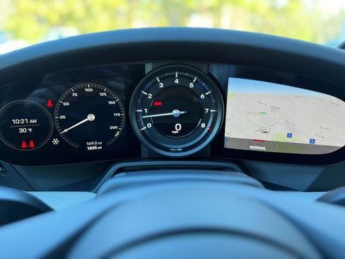 Used 2023 Porsche 911 Carrera T image 25