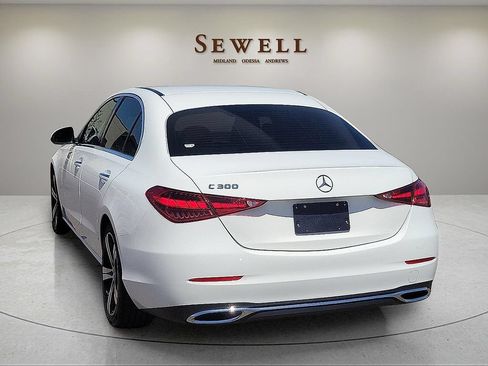 Used 2022 Mercedes-Benz C 300 Sedan image 3