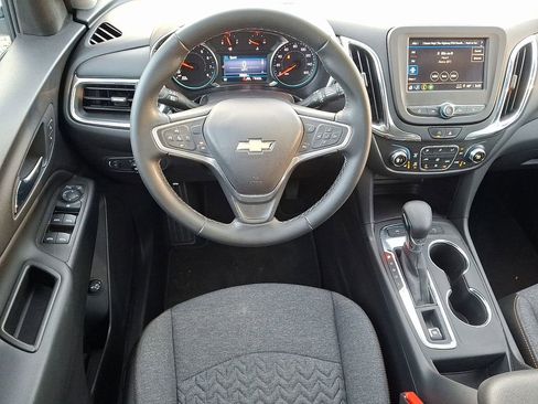 Used 2023 Chevrolet Equinox LT image 11