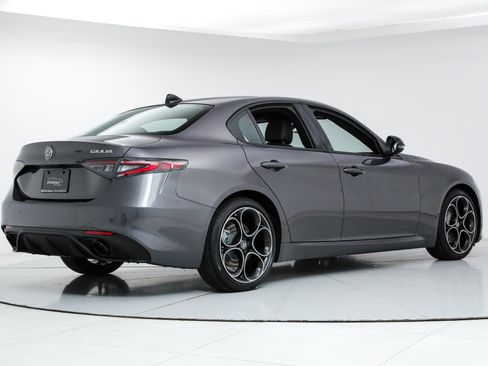 New 2025 Alfa Romeo Giulia w/ Driving Assist Package RWD image 5