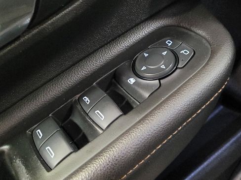 Used 2019 GMC Terrain SLE image 27