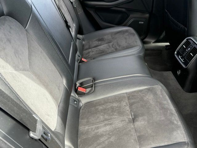 Used 2018 Porsche Macan S AWD/4WD image 20
