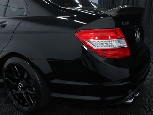 Used 2011 Mercedes-Benz C 63 AMG Sedan w/ Multimedia Pkg image 13