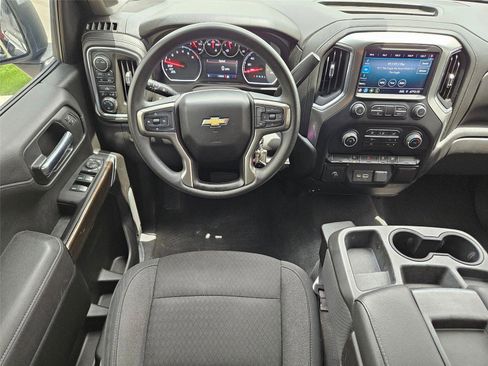 Used 2020 Chevrolet Silverado 1500 LT w/ Trailering Package AWD/4WD image 11