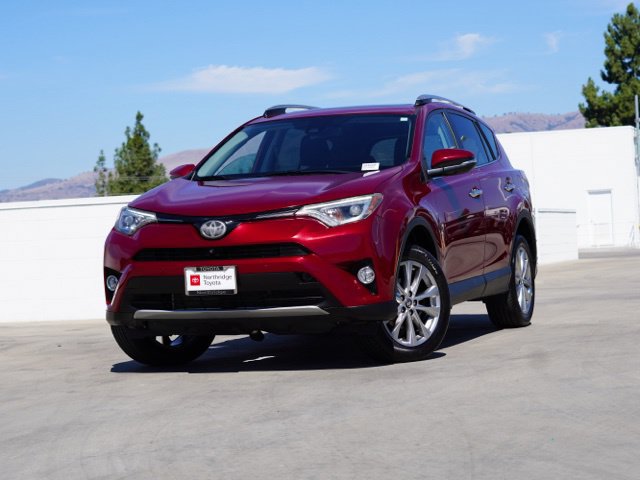 Used 2018 Toyota RAV4 Limited w/ Advanced Technology Package FWD image 2