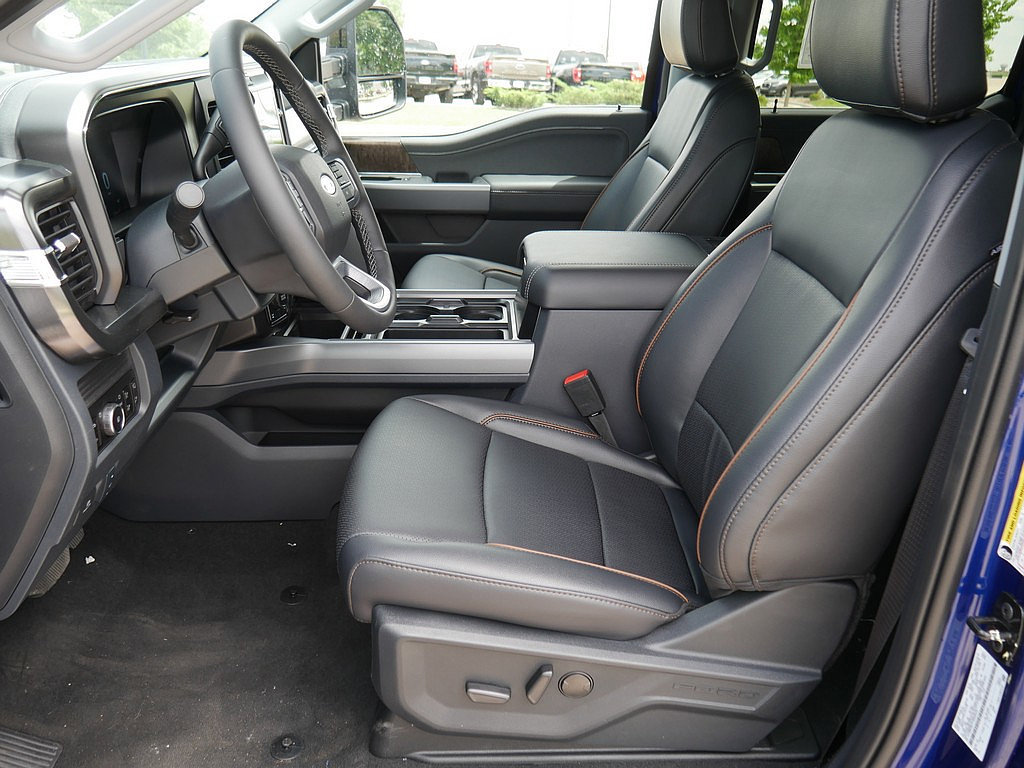New 2026 Ford F350 Lariat w/ Black Appearance Package AWD/4WD image 10