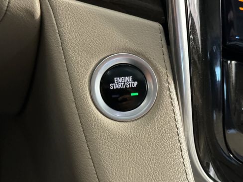 Used 2020 Cadillac Escalade Luxury AWD/4WD image 28
