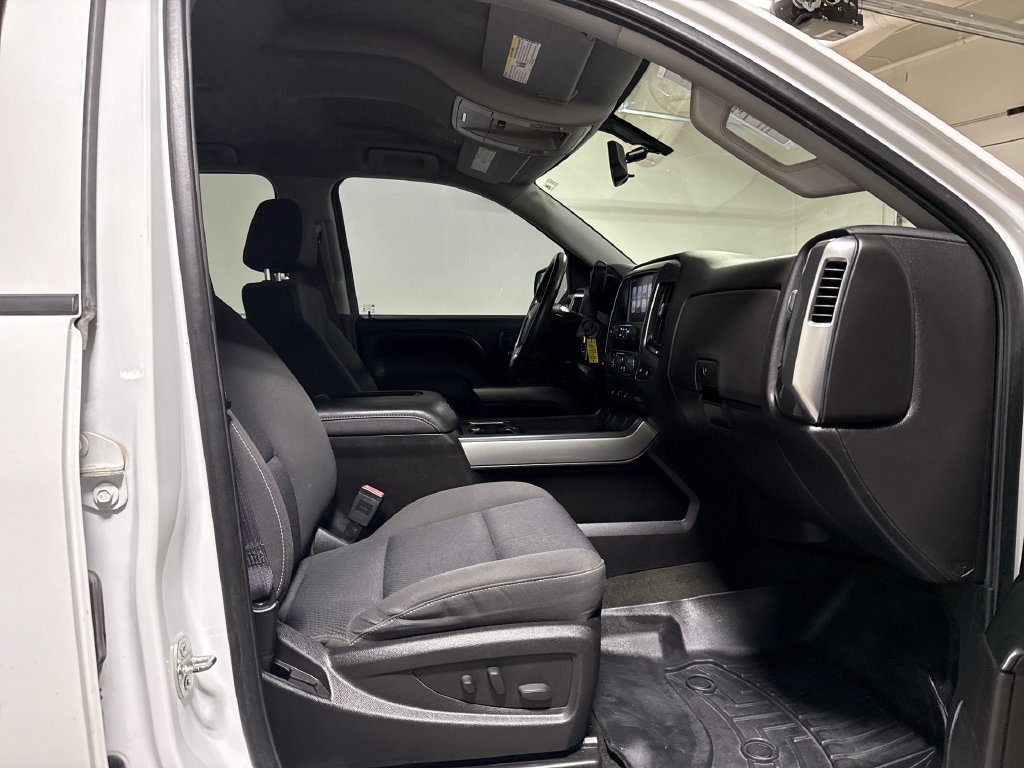 Used 2017 Chevrolet Silverado 1500 LT w/ All Star Edition AWD/4WD image 21