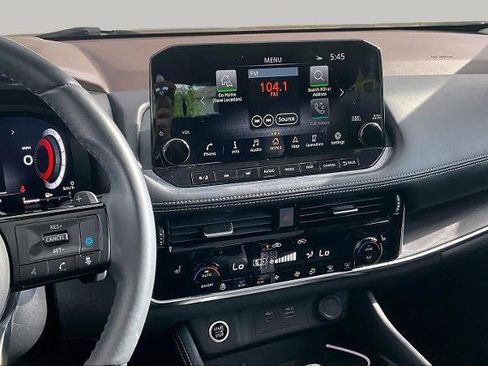 Certified 2023 Nissan Rogue Platinum w/ Platinum Premium Package FWD image 7