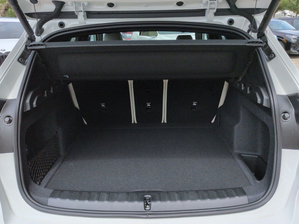 New 2027 BMW X1 xDrive28i AWD/4WD image 13