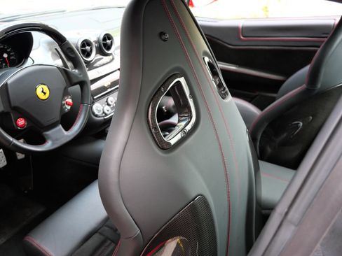Used 2009 Ferrari 599 GTB Fiorano RWD image 27