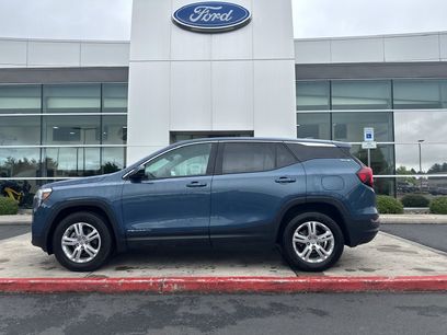 Used 2024 GMC Terrain SLE